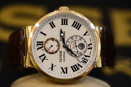 ユリスナルダン スーパーコピー 腕時計 266-67/40ホワイト 茶色 ブラウン メンズ